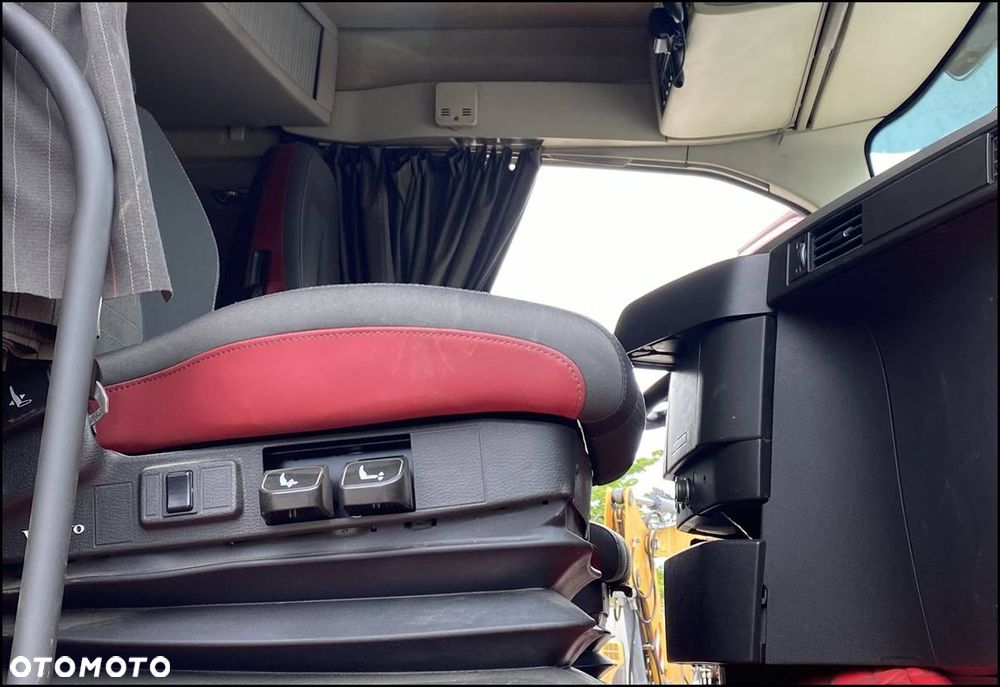 Volvo Bezwypadkowy_Serwisowany_TOP-STAN - 23
