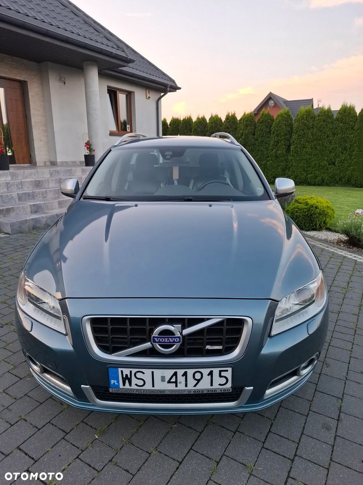 Volvo V70 D3 R-Design - 2