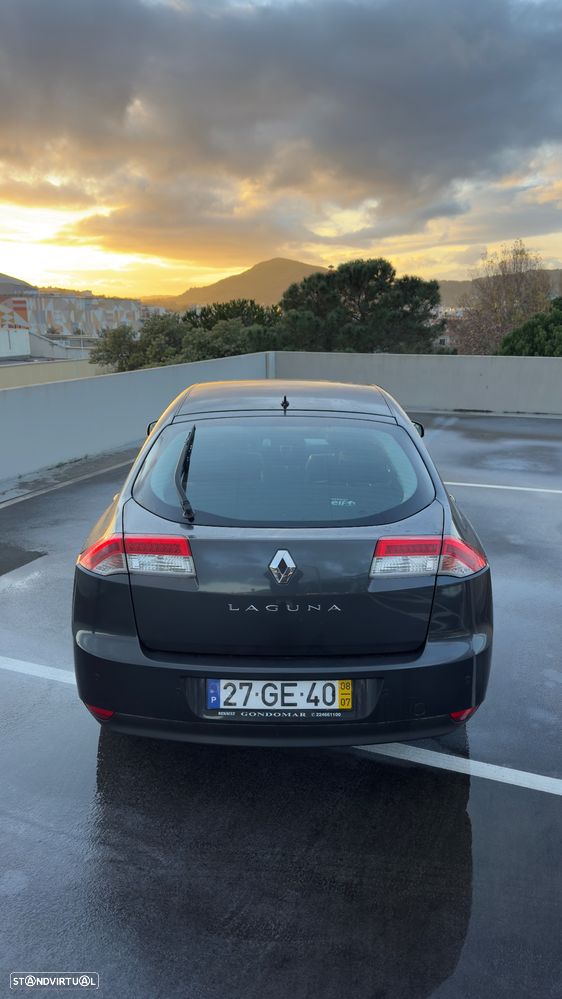 Renault Laguna 2.0 dCi Confort - 2