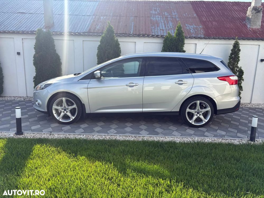 Ford Focus 1.0 EcoBoost Start-Stopp-System TITANIUM - 2