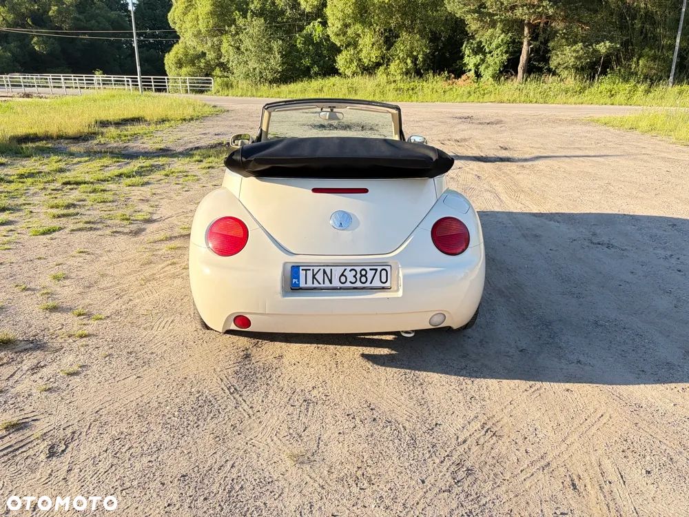 Volkswagen New Beetle - 5