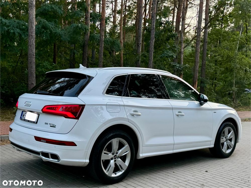 Audi Q5 55 TFSIe quattro S tronic S line business - 22