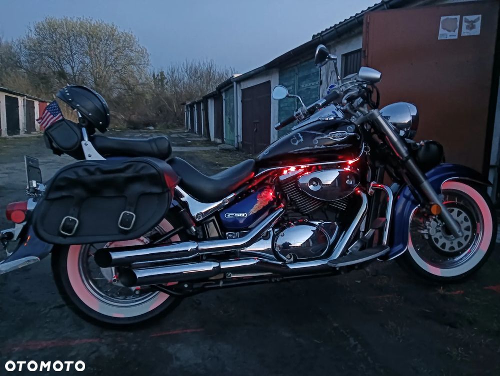 Suzuki VL 800 Volusia - Boulevard C50 - 19