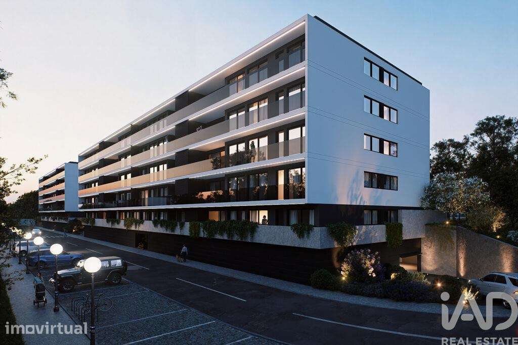 Apartamento T2 em Fânzeres e São Pedro da Cova de 92,00 m2 - Grande imagem: 2/13