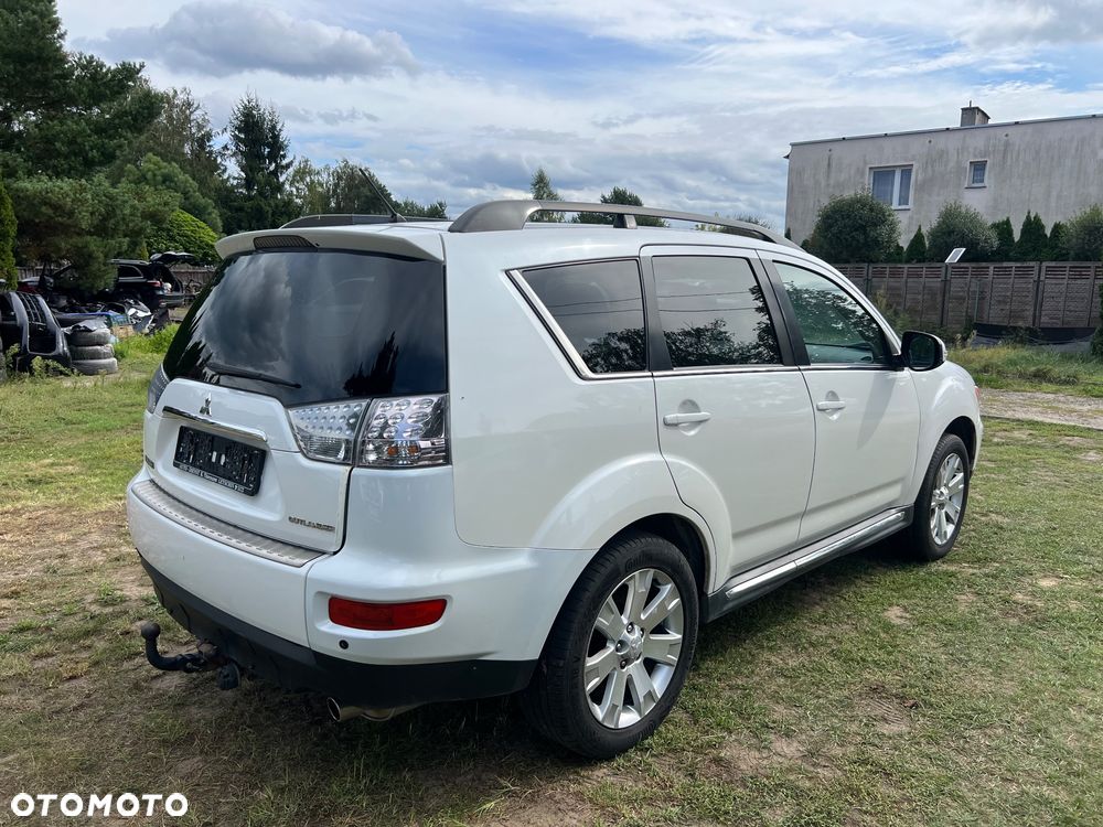 Mitsubishi Outlander 2011 photo 5
