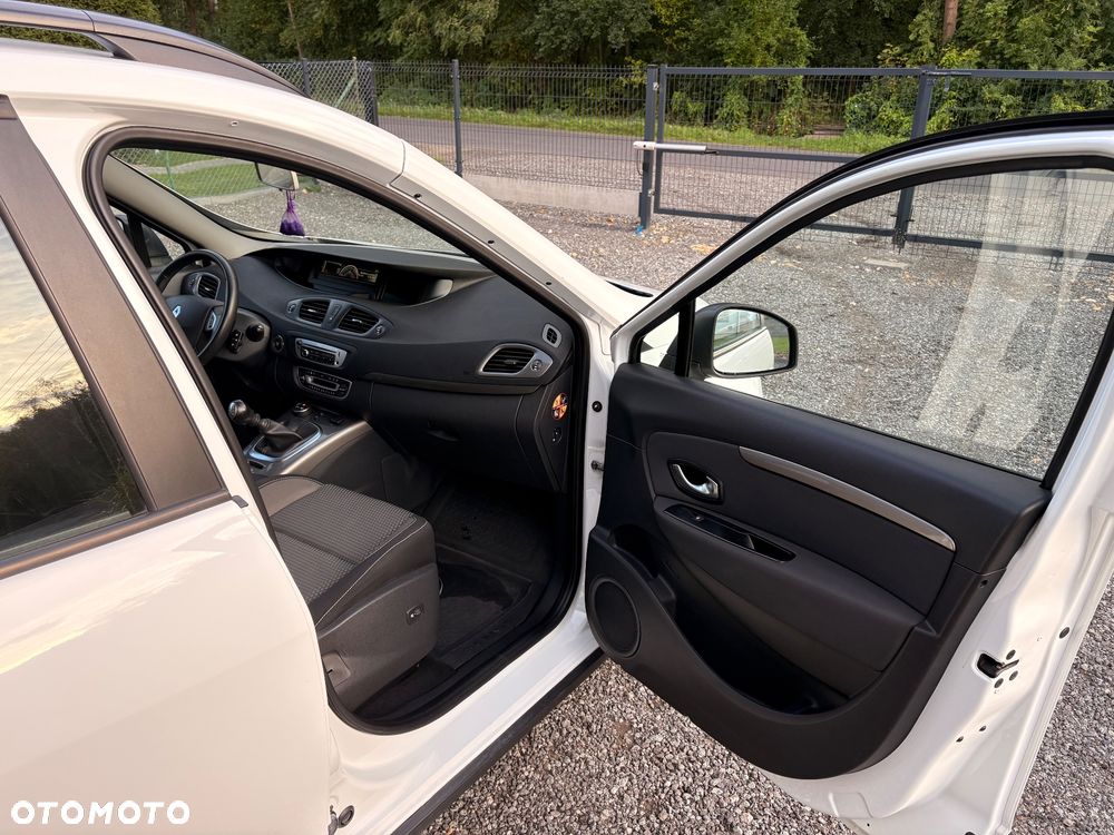 Renault Scenic Energy dCi 110 S&S Xmod Paris - 23