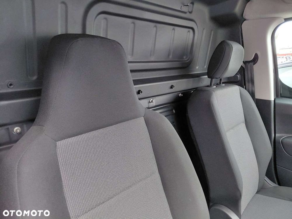 Peugeot PARTNER - 16