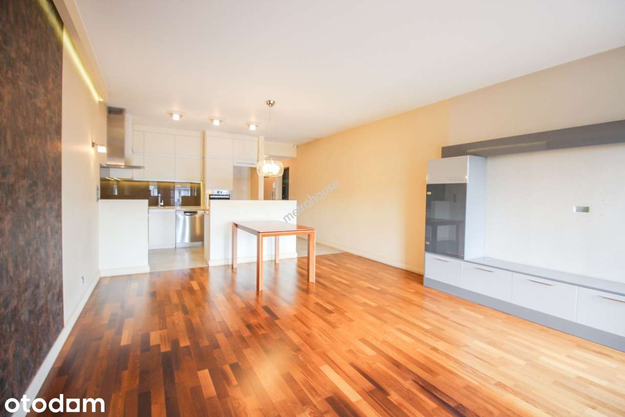 Apartament winda garaż centrum