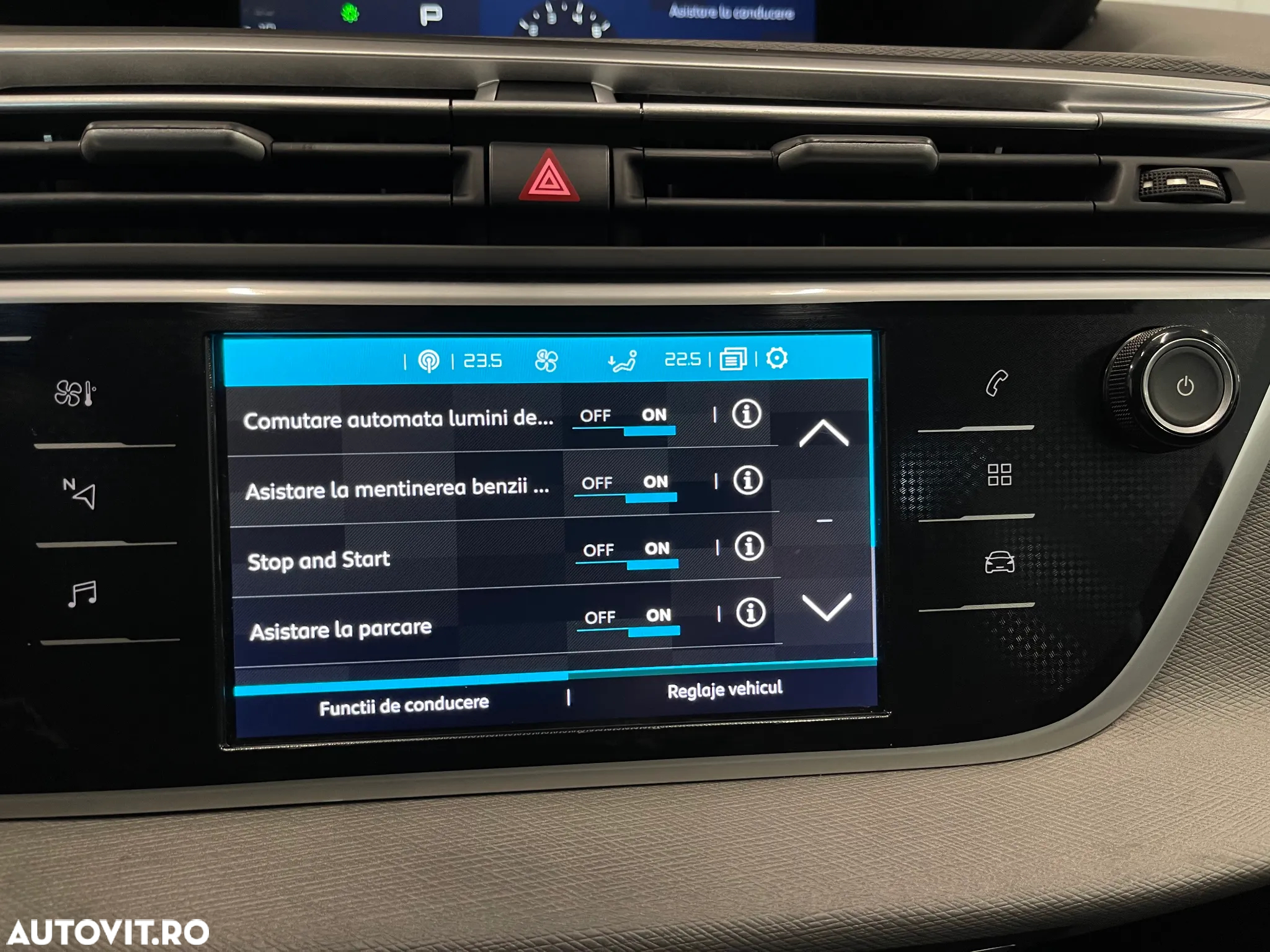 Citroën C4 Grand Space Tourer Spacetourer BlueHDi 130 Stop&Start EAT8 SHINE - 22