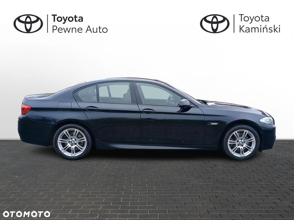 BMW Seria 5 550i xDrive - 6
