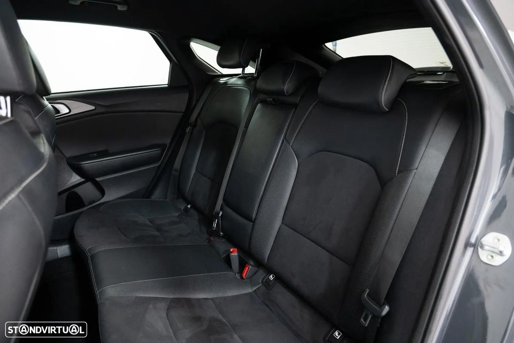 Kia ProCeed 1.6 CRDi GT Line 7DCT - 35