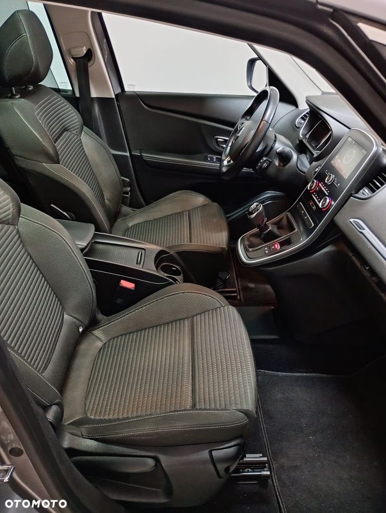 Renault Scenic - 5