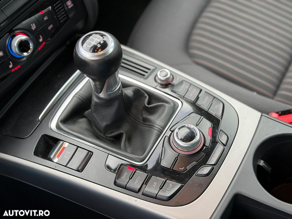 Audi A4 Avant 2.0 TDI DPF S line Sportpaket - 30