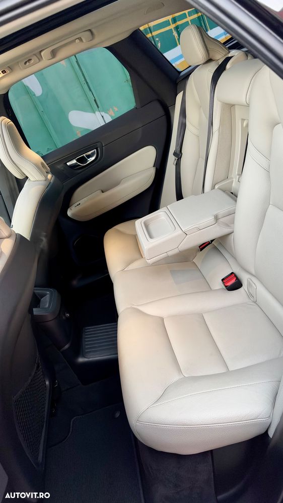 Volvo XC 60 T8 Twin Engine AWD Inscription - 15