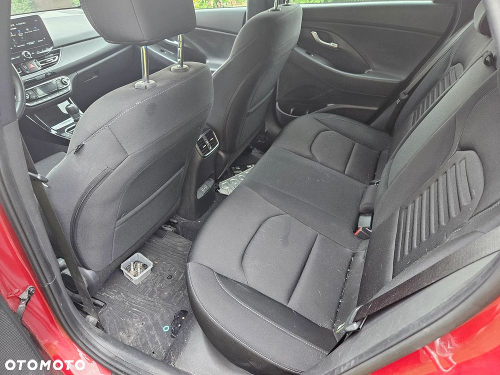 Hyundai i30 1.5 T-GDI 48V Smart Plus DCT - 11