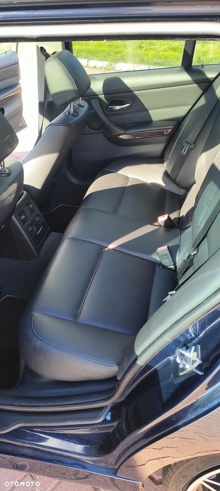 BMW Seria 3 320d - 10