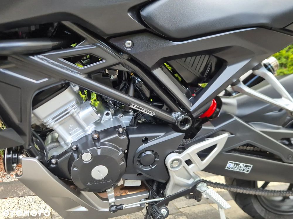 Honda CB - 18