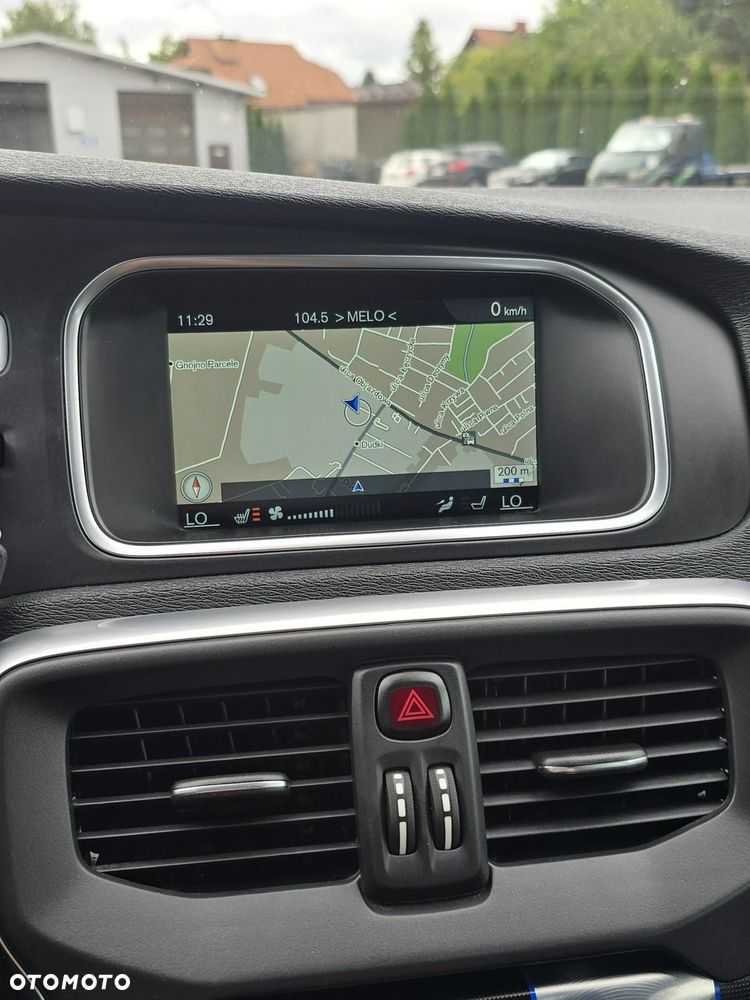 Volvo V40 - 33