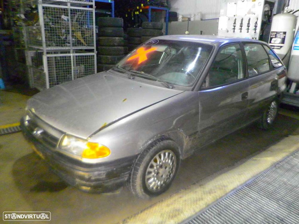 Carro MOT: ??? OPEL ASTRA F  1992 1.7D 57CV 5P CINZA DIESEL - 2