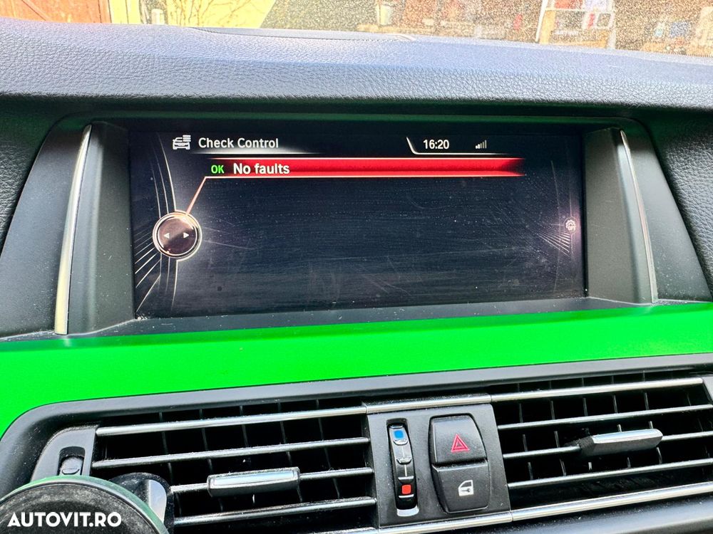 BMW Seria 5 520d xDrive AT - 22