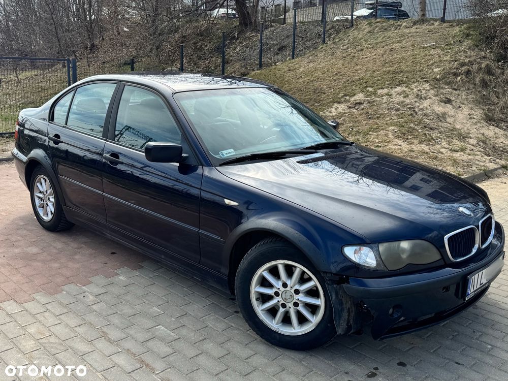BMW Seria 3 318i - 9