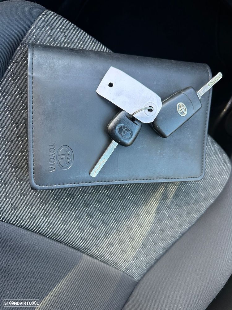 Toyota Yaris 1.0 VVT-i Comfort Plus - 25