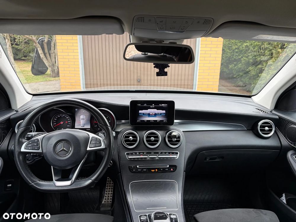 Mercedes-Benz GLC - 9