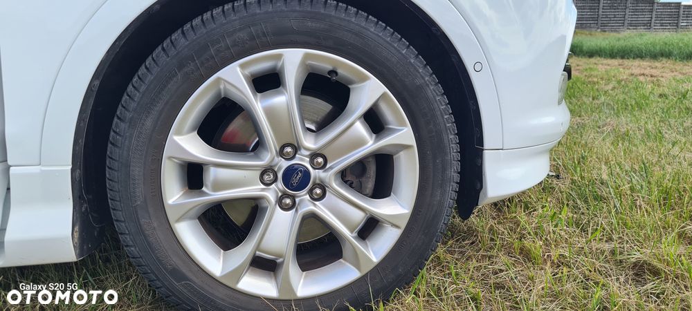 Ford Kuga 2.0 TDCi 4x4 ST-Line - 5