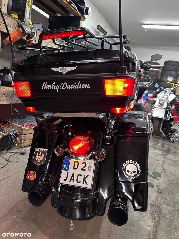 Harley-Davidson Touring Road Glide - 14