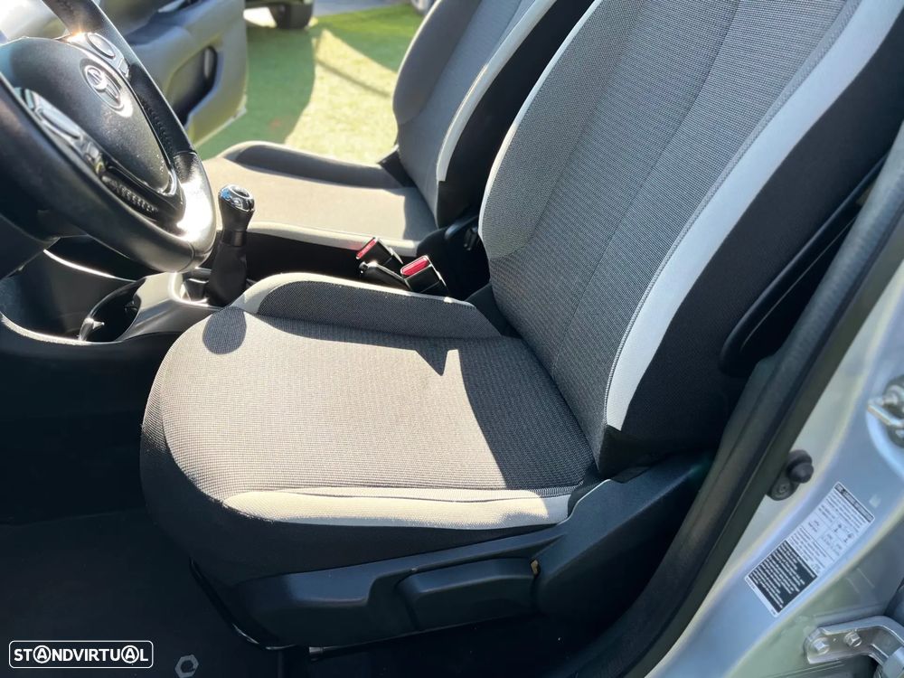 Toyota Aygo x-business - 20