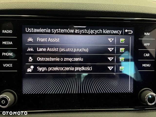 Skoda Karoq 1.5 TSI ACT Edition 130 DSG - 20
