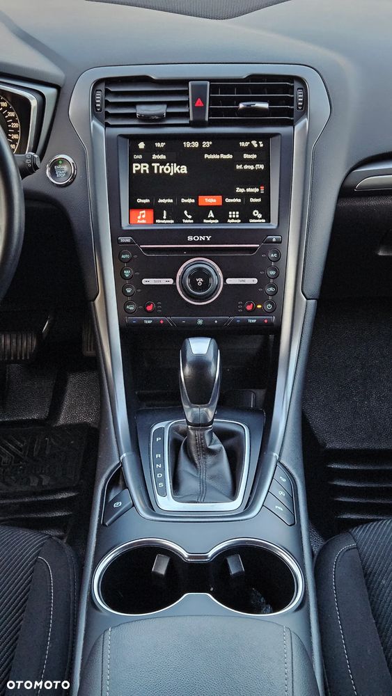 Ford Mondeo 2.0 TDCi Titanium PowerShift - 10