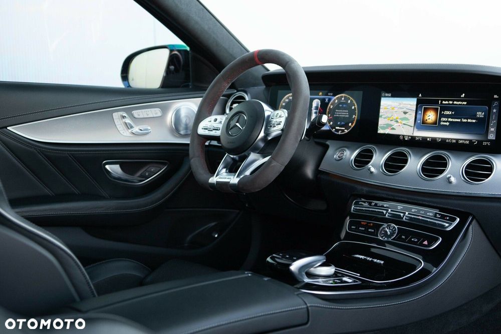 Mercedes-Benz Klasa E - 28