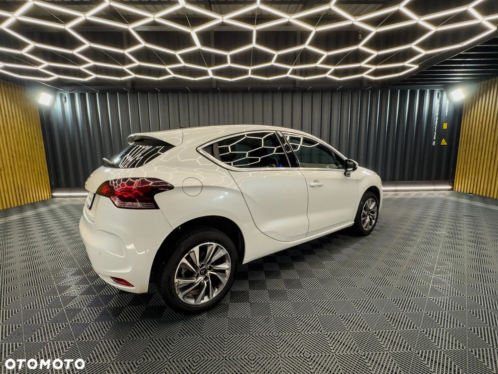 Citroën DS4 1.6 HDi Chic - 4
