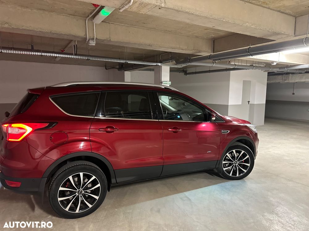 Ford Kuga 2.0 TDCi Powershift 4WD Titanium - 13