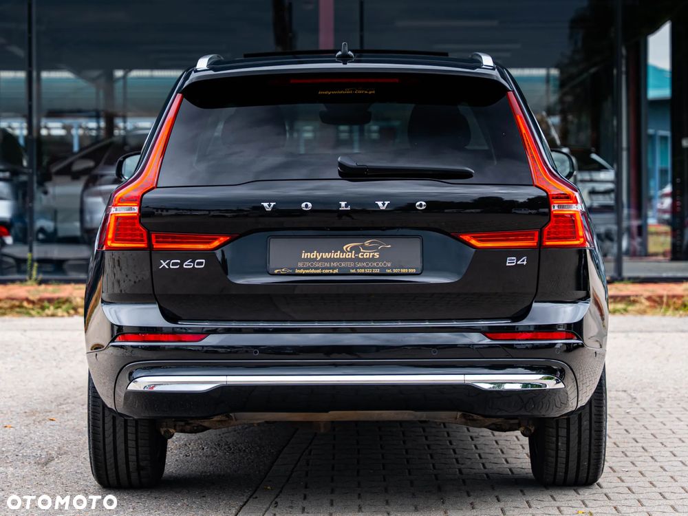 Volvo XC 60 B4 D Plus Bright - 18