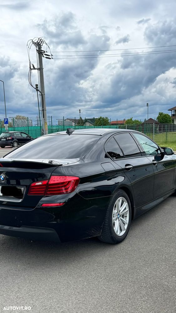 BMW Seria 5 520d xDrive AT - 9