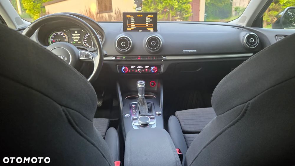 Audi A3 Sportback - 36