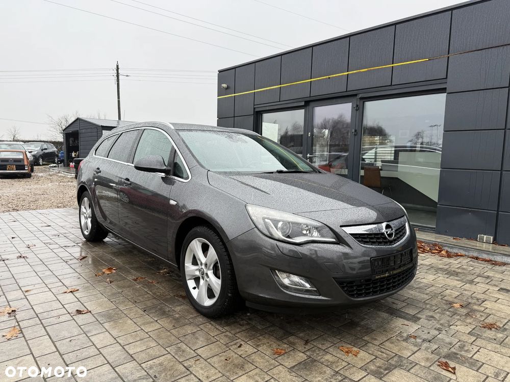 Opel Astra 1.4 T Cosmo - 10