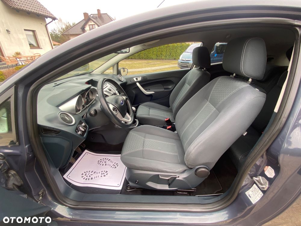 Ford Fiesta 1.4 Titanium EU5 - 22