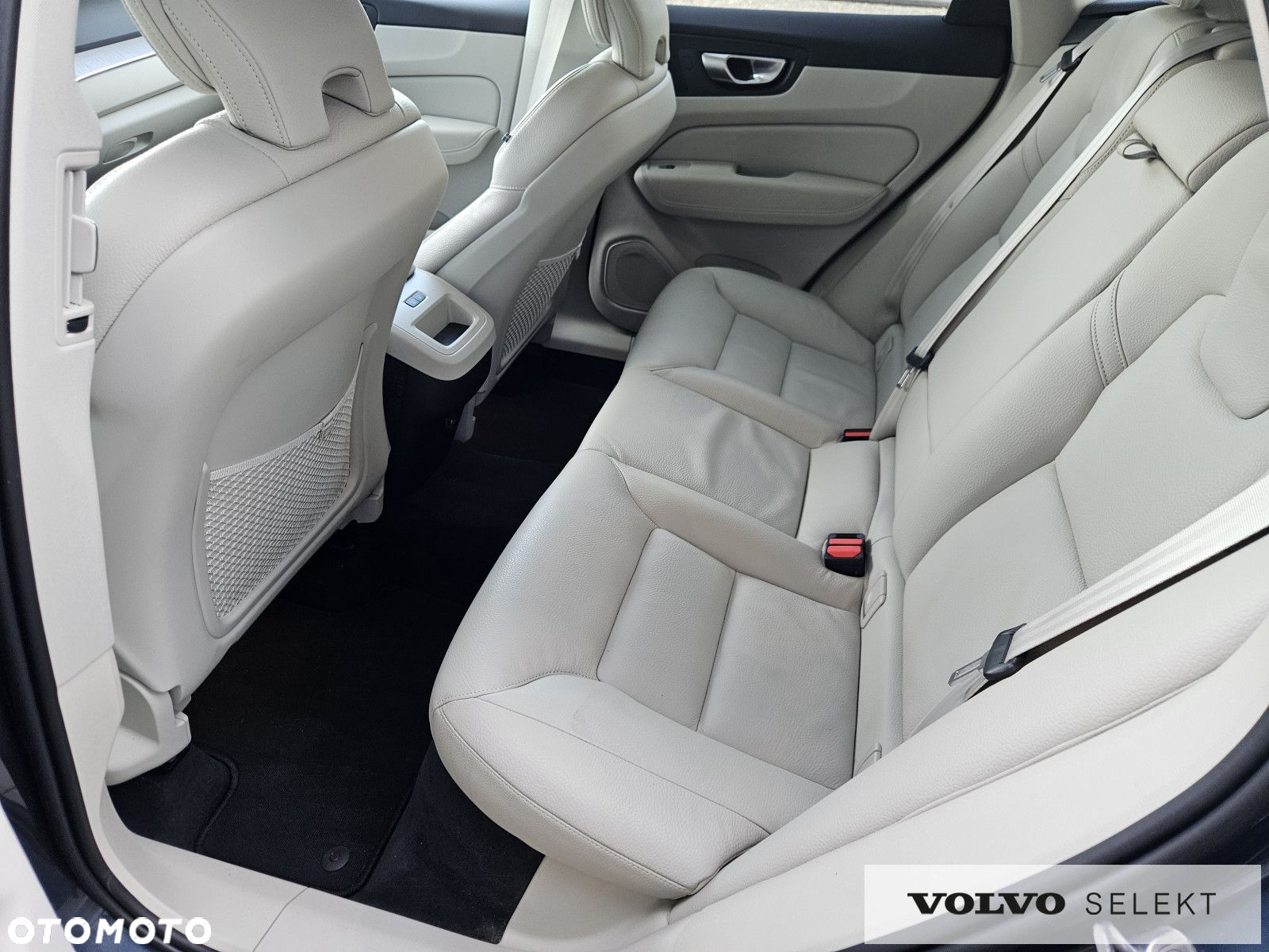 Volvo XC 60 - 30