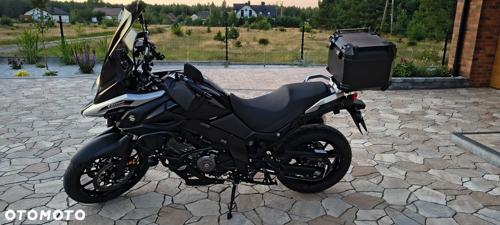 Suzuki V-STROM - 12