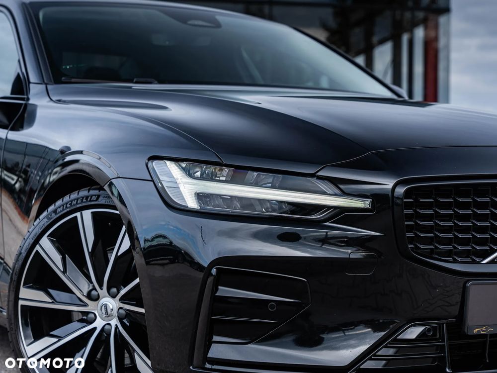 Volvo S60 B4 B DKG Plus Dark - 17