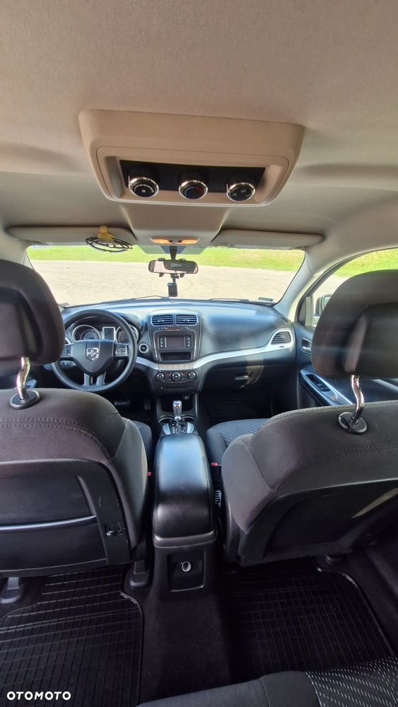 Dodge Journey - 9