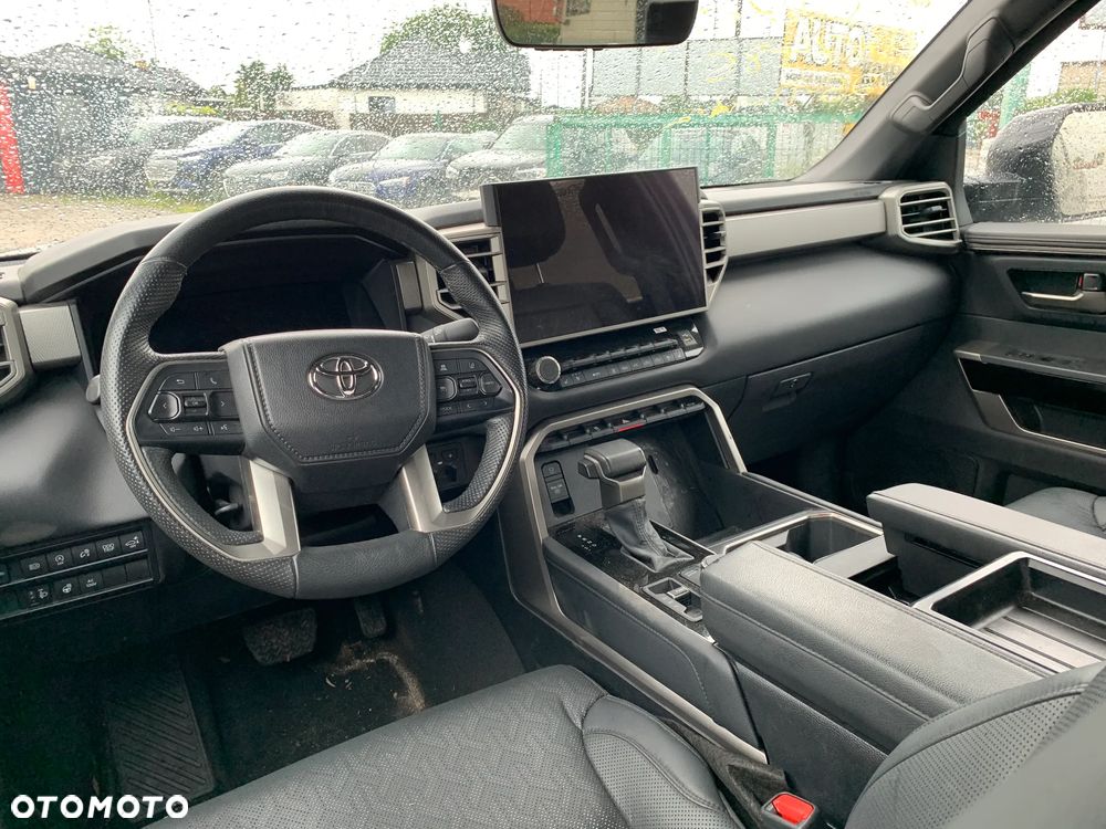 Toyota Tundra - 15