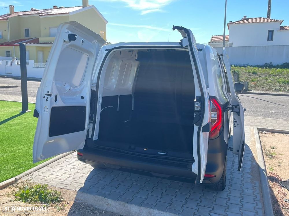 Renault 45 kWh E-Tech - 8