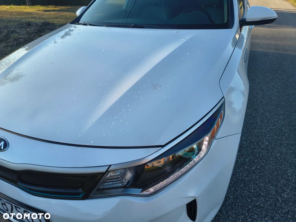 Kia Optima Plug-in Hybrid - 19
