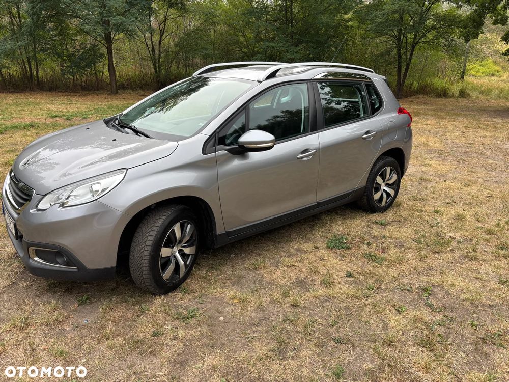 Peugeot 2008 1.6 BlueHDi Style S&S - 2