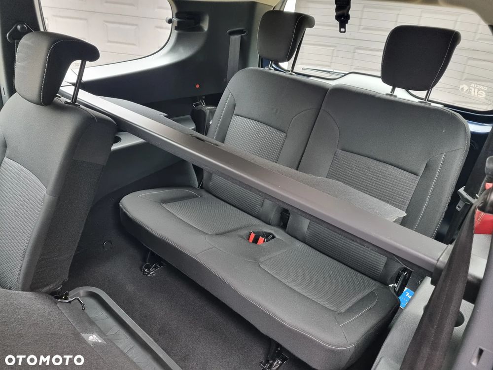 Dacia Lodgy 1.6 SCe Laureate S&S - 6