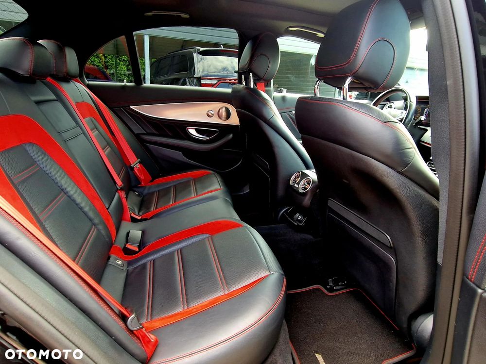 Mercedes-Benz Klasa E 43 AMG 4Matic 9G-TRONIC - 20